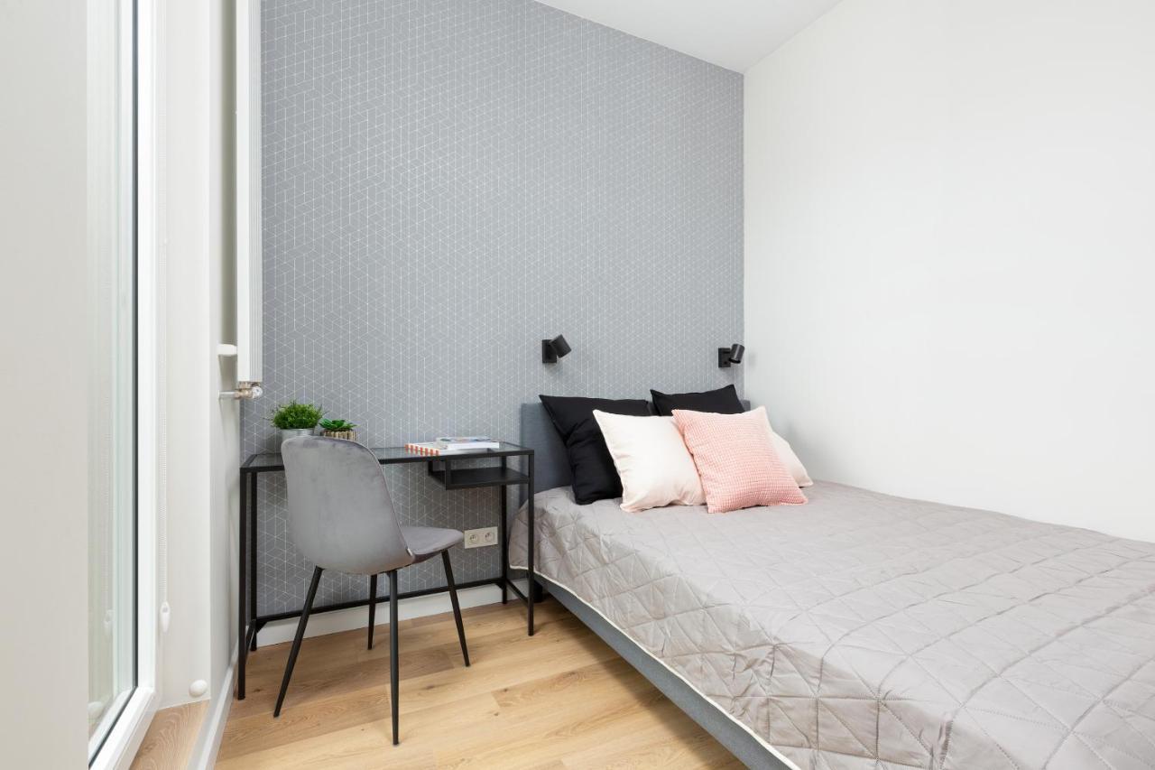 Apartments Business Center Wola Ordona By Renters Warschau Exterior foto